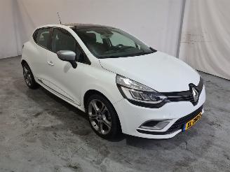 krockskadad bil auto Renault Clio 0.9 TCe Bose 2018/3