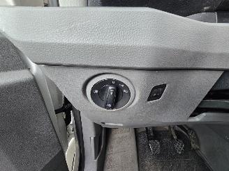 Volkswagen Crafter 35 2.0 TDI L4 EL picture 29