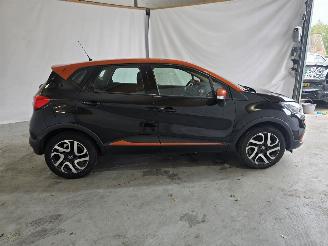 Renault Captur 1.2 TCe Dynamique picture 8