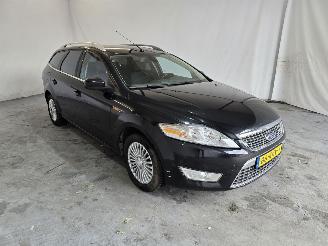 skadebil auto Ford Mondeo Wagon 2.0-16V Limited 2010/1