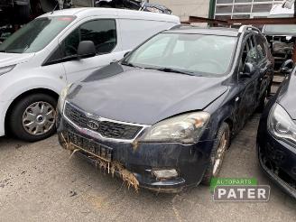 Coche siniestrado Kia Cee d Cee'd Sporty Wagon (EDF), Combi, 2007 / 2012 1.4 CVVT 16V 2012/7