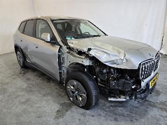 skadebil auto BMW iX1 xDrive30 Launch Edition 67 kWh 2024/3