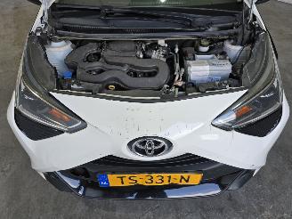 Toyota Aygo 1.0 VVT-i x-play picture 16