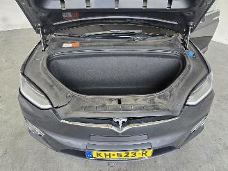 Tesla Model X 90D Base 6p. picture 15