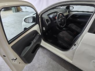 Peugeot 108 1.0 e-VTi Active picture 20