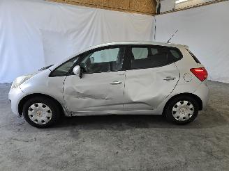 Kia Venga 1.6 CVVT picture 4