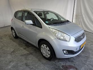 krockskadad bil auto Kia Venga 1.6 CVVT 2010/4