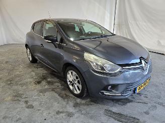 krockskadad bil auto Renault Clio 0.9 TCe Limited 2016/10