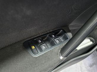 Volkswagen Golf Variant 1.6 TDI Comfortline picture 19