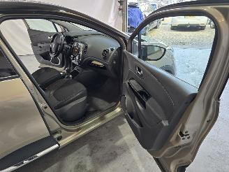 Renault Captur 1.2 TCe Dynamique picture 17