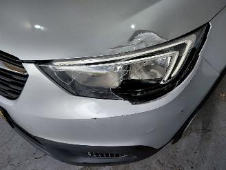 Opel Crossland X 1.2 120 J. Edition picture 11
