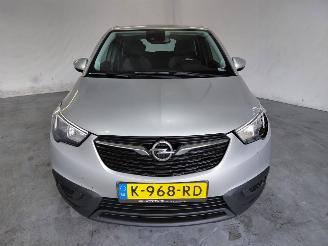 Opel Crossland X 1.2 120 J. Edition picture 2