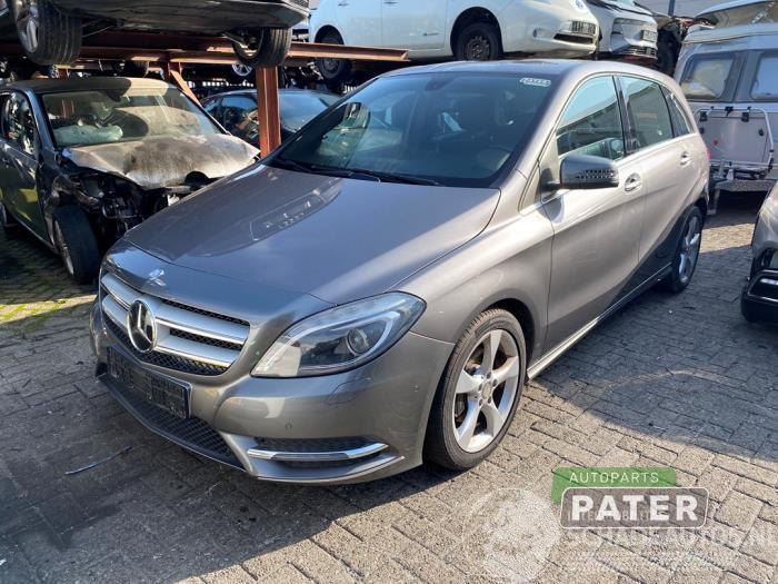 Mercedes B-klasse B (W246/W242), Hatchback, 2011 / 2018 1.6 B-180 BlueEFFICIENCY Turbo 16V
