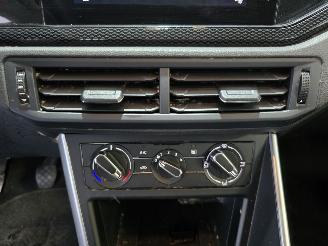 Volkswagen Polo 1.0 TSI Life picture 37