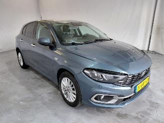 uszkodzony samochody osobowe Fiat  1.0 Life 2022/1