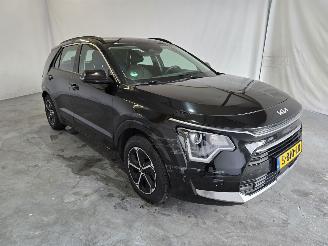Vaurioauto  passenger cars Kia Niro 1.6 GDi Hybrid ExecutiveLine 2023/2