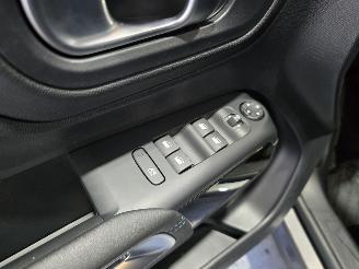 Citroën C5 Aircross 1.6 Plug-in Hybrid 180 e-Series picture 27