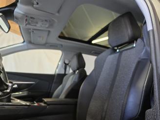 Peugeot 3008 1.2 Puretech picture 35