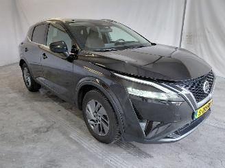 krockskadad bil auto Nissan Qashqai 1.3 MHEV Xtronic 2022/6