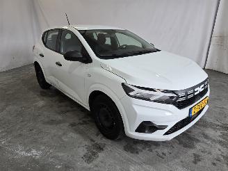 Schadeauto Dacia Sandero 1.0 TCe 100 ECO-G Essential 2024/4