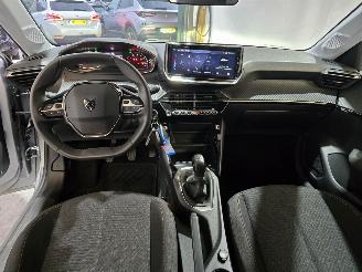 Peugeot 208 1.2 PureTech 75 Style picture 20