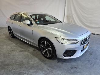 Voiture accidenté Volvo V-90 2.0 T4 Business Sport 2019/3