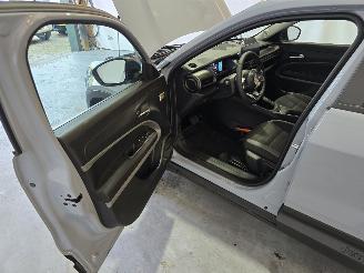 Jeep Avenger Longitude 54 kWh picture 22