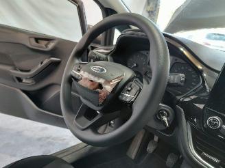 Ford Fiesta 1.0 EcoB. Connected picture 20