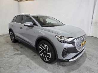 krockskadad bil auto Audi Q4 e-tron 40 Advanced edition 63 kWh 2025/10