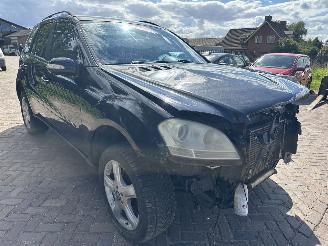 Mercedes ML 320 CDI picture 5