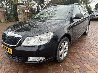 Avarii autoturisme Skoda Octavia 1.6 TDI  DSG Ambition Business Line 2011/1