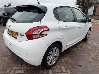 Peugeot 208 1.2 e-VTi Active  automaat picture 6