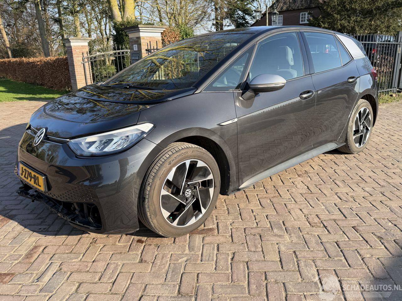 Volkswagen ID.3 First 58 kWh