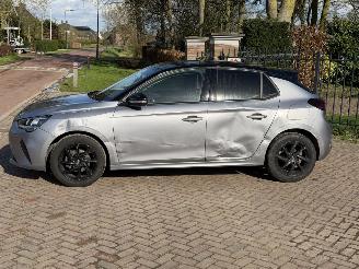 Opel Corsa 1.2 Edition picture 2