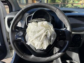 Toyota Aygo 1.0 VVT-i x-play picture 19