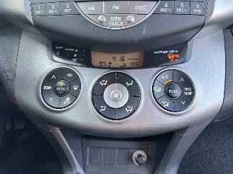 Toyota Rav-4 2.0 vvti 4x4 picture 11