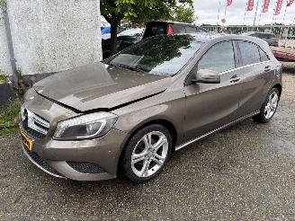 Auto incidentate Mercedes A-klasse A200 2012/11