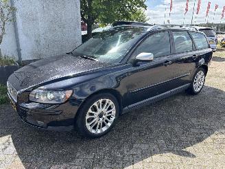 Schadeauto Volvo V-50 T5 2.5turbo 2005/12