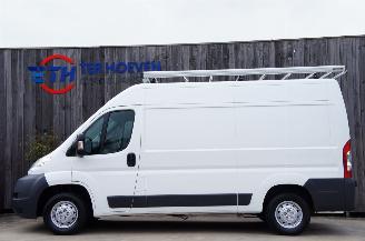 Schadeauto Peugeot Boxer 2.2 HDi L2H2 Airco Cruise 3-Persoons Trekhaak 96KW Euro 5 2014/1