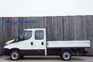 Avarii autoturisme Iveco Daily 35S12 2.3 HPi Dubbele Cabine Open Laadbak Trekhaak 85KW Euro 6 2017/1