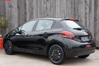 Peugeot 208 1.0 PureTech Acces Airco Cruise 50KW Euro 6 picture 2