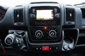 Peugeot Boxer 2.2 BlueHDi L4H2 Airco Navi Cruise Camera 121KW Euro 6 picture 12