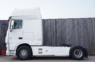 skadebil vrachtwagen DAF XF XF 460 Super Space Cab Dakairco 2X Tanks 340KW Euro 6 2016/3
