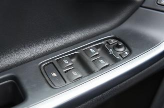 Volvo V-60 2.4 Twin Engine Hybrid D6 AWD Summum Harman Kardon Trekhaak 212KW picture 29