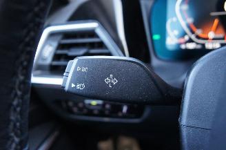 BMW 3-serie 320d Luxury Line Airco Navi Cruise 360° Schuifdak LED 140KW Euro 6 picture 24