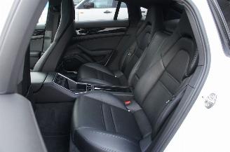 Porsche Panamera 3.0 Pano LED Bose Keyless Entry + GO! 243KW Euro 6 picture 11