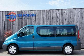 Unfallwagen Renault Trafic 2.0 DCi Lang 9-Sitzer Klima Metallic 84KW Euro 4 2008/5