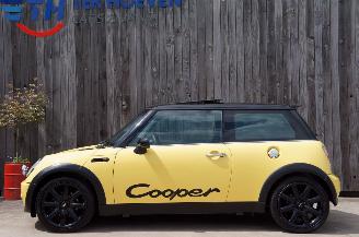 krockskadad bil auto Mini Cooper 1.6 Airco Cruise Pano Stoelverwarming 85KW Euro 4 2003/7