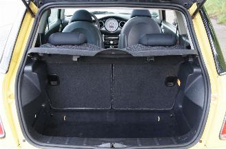 Mini Cooper 1.6 Airco Cruise Pano Stoelverwarming 85KW Euro 4 picture 8
