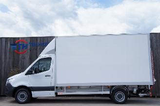 damaged passenger cars Mercedes Sprinter 315 CDi Koffer Laadklep Airco Navi Cruise 110KW Euro 6 2021/3